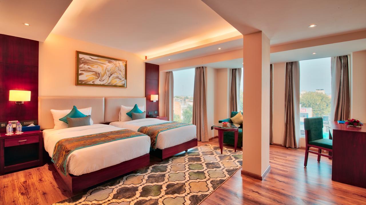 Golden Tulip Essential Jaipur Hotell Eksteriør bilde