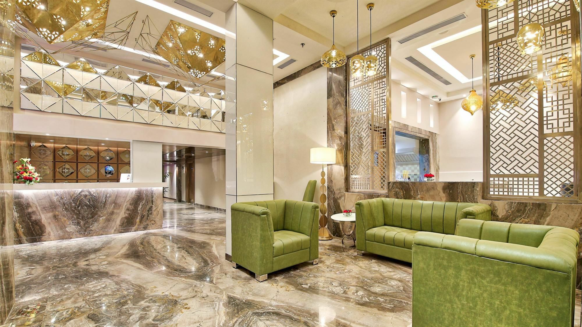 Golden Tulip Essential Jaipur Hotell Eksteriør bilde