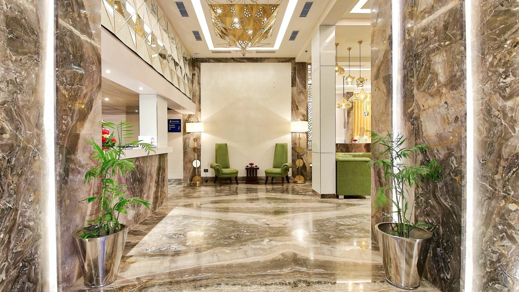 Golden Tulip Essential Jaipur Hotell Eksteriør bilde